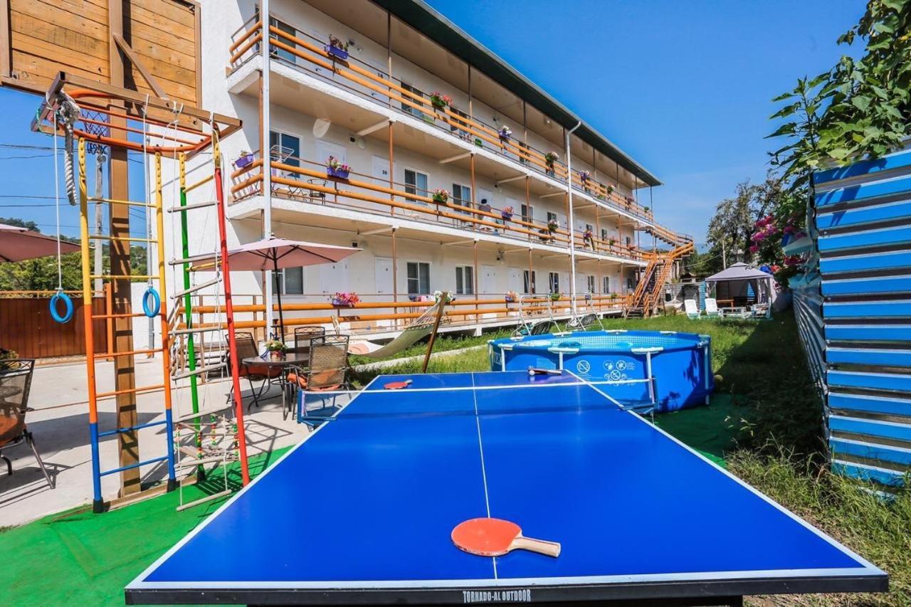 Hotel Abkhazia Tali Suchumi Exteriér fotografie